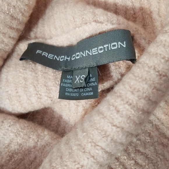 French Connection Turtleneck Fuzzy Sweater Sz XS - Picture 4 of 6